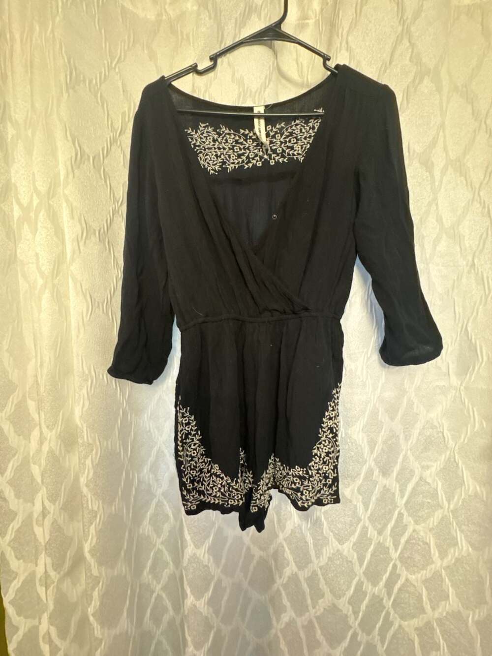 NWT Bethany Mota Aero Black With Embroidery